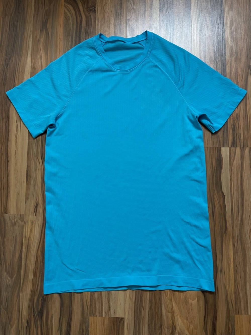 Lululemon Men’s Vent Tech Short Sleeve Shirt Aqua Blue